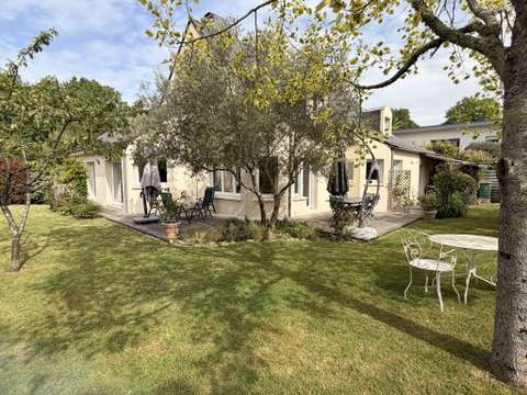 Vente maison 8 pièces Séné 56