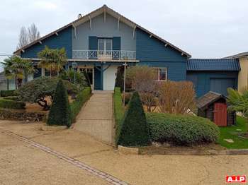 Vente maison 10 pièces Sèvremont 85