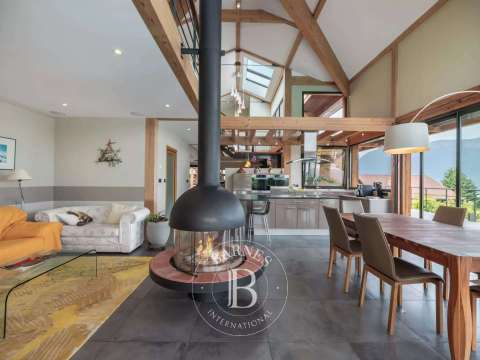 Vente maison 8 pièces Sévrier 74