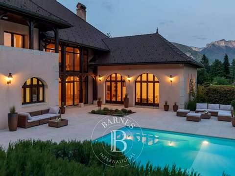 Vente maison 10 pièces Sévrier 74