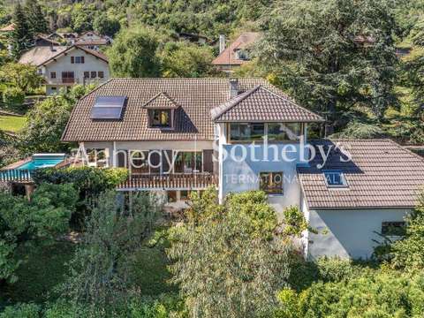 Vente maison 10 pièces Sévrier 74