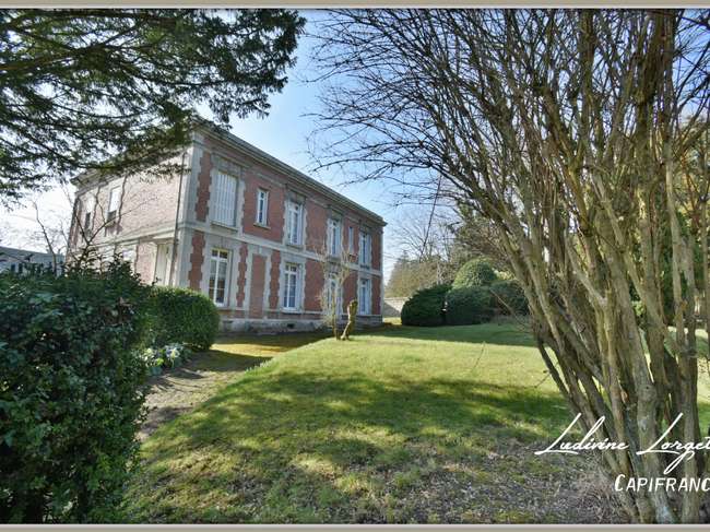 Maison 10 pièces 336 m² · à Soissons · 336 m² · 590 000 €