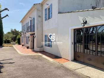 Vente maison 11 pièces Solliès-Pont 83