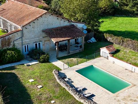 Vente maison 11 pièces Souffrignac 16