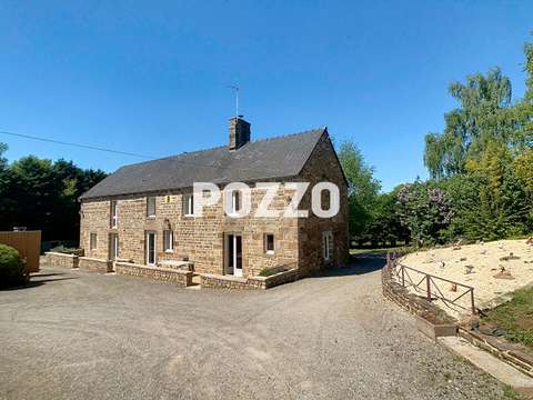Vente maison 9 pièces Sougéal 35