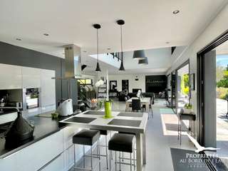 Vente maison 12 pièces