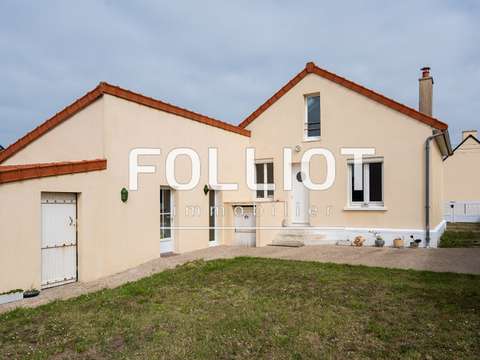 Vente maison 5 pièces Surtainville 50
