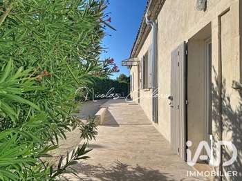 Maison 5 pièces 136 m² · à Taillades · 136 m² · 484 000 €