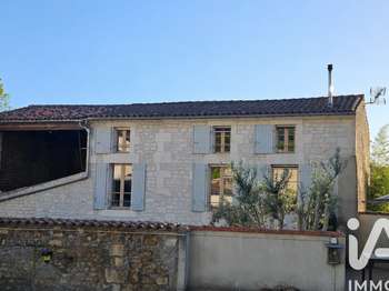 Vente maison 6 pièces Taillebourg 17