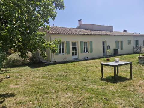 Vente maison 9 pièces Talmont-sur-Gironde 17