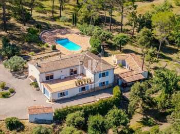 Vente maison 9 pièces Taradeau 83