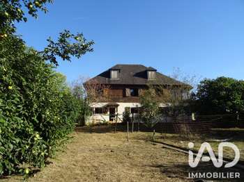 Vente Maison 9 piècesTardets-Sorholus