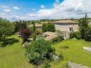 Vente maison 12 pièces Taulignan 26