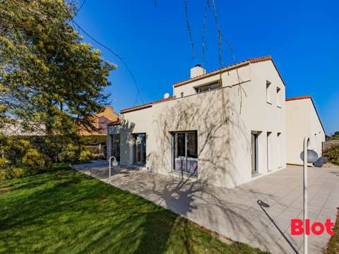 Vente maison 8 pièces Tharon-plage 44