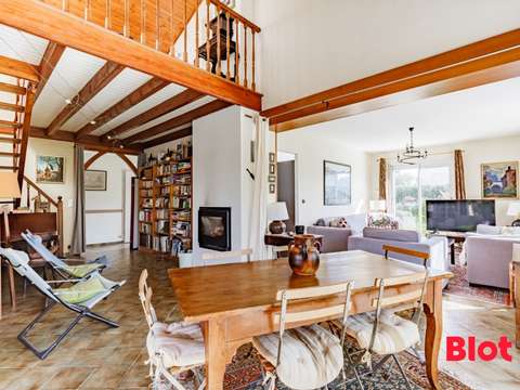 Vente maison 8 pièces