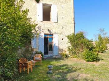 Vente maison 5 pièces Thénac 17