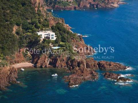 Vente maison 9 pièces Théoule-sur-Mer 06