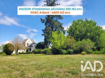 Maison 14 pièces 290 m² · à Thilouze · 290 m² · 300 000 €