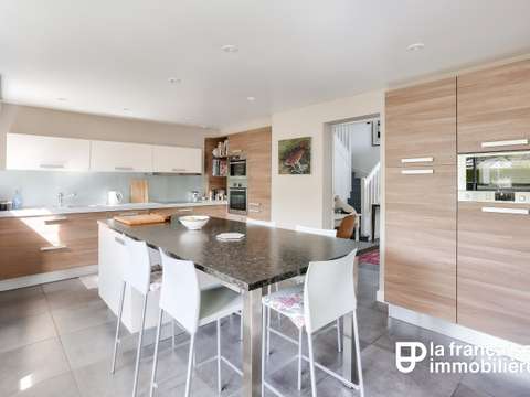 Vente maison 8 pièces Vente maison 8 pièces