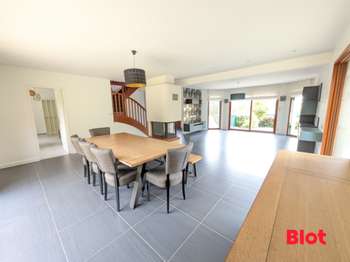 Vente maison 9 pièces