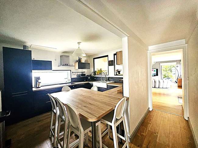 Maison 8 pièces 255 m² · à Thouaré-sur-Loire · 255 m² · 449 000 €