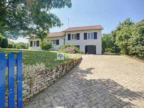 Vente maison 6 pièces Thouars 79