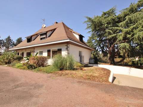 Vente maison 8 pièces Thouars 79