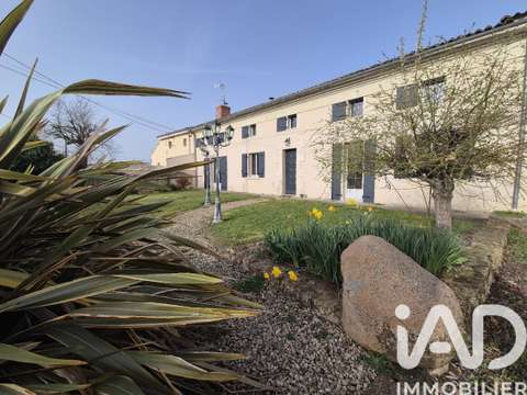 Vente maison 7 pièces Thouars 79