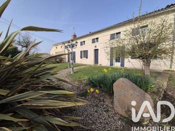 Vente Maison 7 piècesThouars