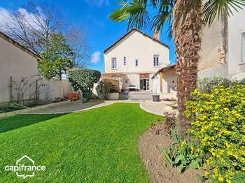 Vente maison 8 pièces Thouars 79