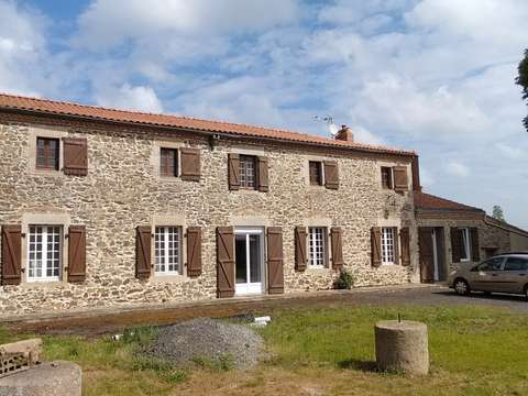 Vente maison 4 pièces Tillières 49