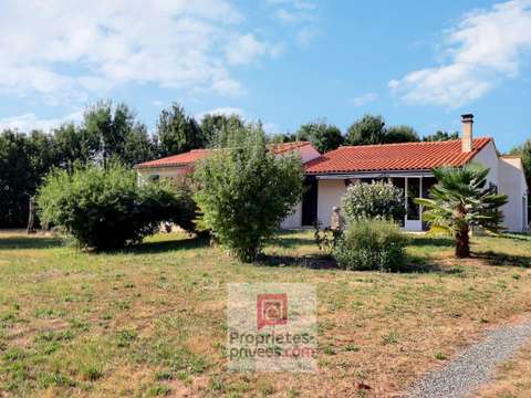 Vente maison 5 pièces Tonnay-Boutonne 17