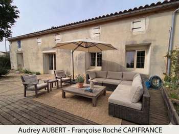 Vente maison 8 pièces Tonnay-Boutonne 17