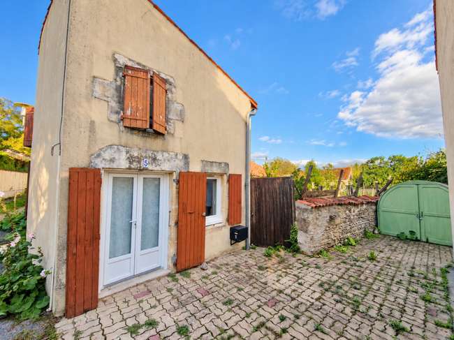 Maison 2 pièces 47 m² · à Tonnay-Boutonne · 47 m² · 88 000 €