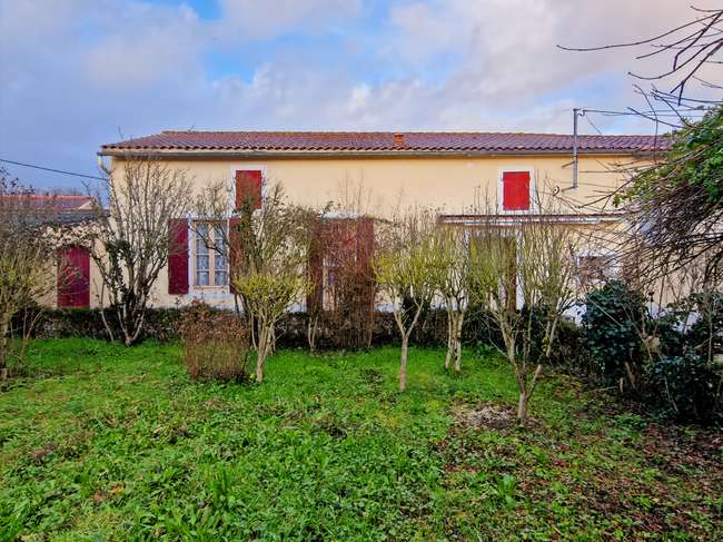Maison 3 pièces 96 m² · à Annezay · 96 m² · 88 000 €