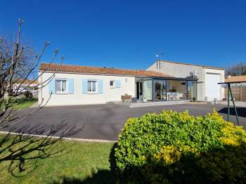Vente maison 5 pièces Tonnay-Charente 17