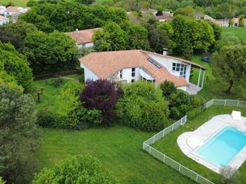 Vente maison 10 pièces Tonnay-Charente 17