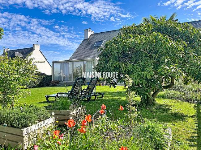 Maison 9 pièces 134 m² · à Tonquédec · 134 m² · 298 680 €