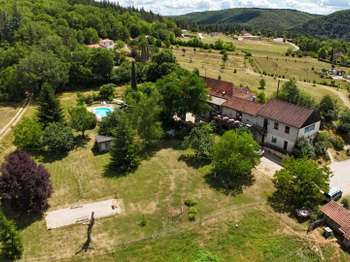 Vente maison 16 pièces Tour-de-Faure 46