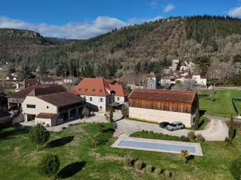 Vente maison 14 pièces Tour-de-Faure 46