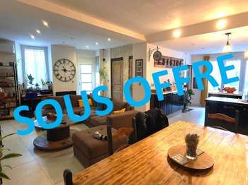Maison 5 pièces 189 m² · à Tournissan · 189 m² · 179 000 €