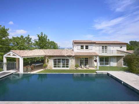 Vente maison 4 pièces Tourrettes 83