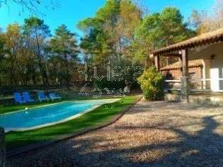 Vente maison 6 pièces Tourrettes 83