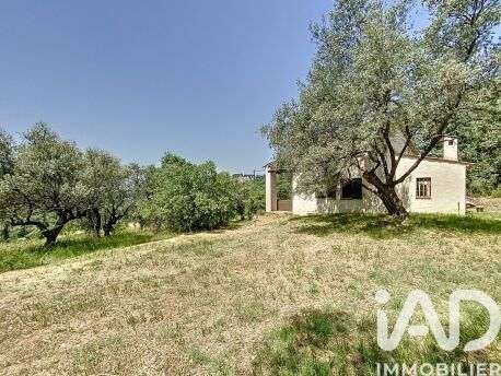 Vente maison 5 pièces Tourrettes 83