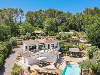 Vente maison 5 pièces Tourrettes 83