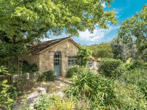 Vente maison 10 pièces Tourrettes 83