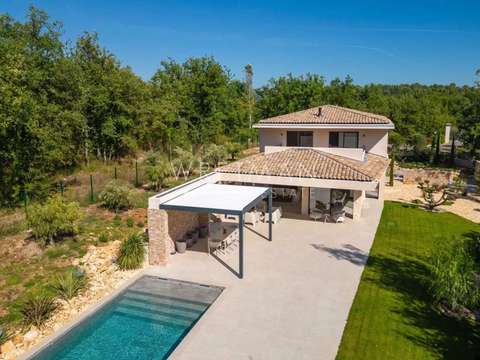 Vente maison 5 pièces Tourrettes 83