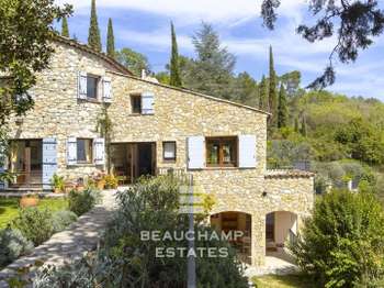 Vente Maison 9 chambresTourrettes