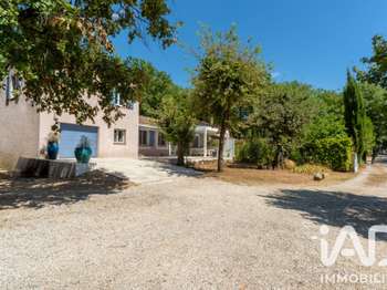 Vente maison 5 pièces Tourrettes 83