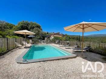 Vente maison 7 pièces Tourrettes 83